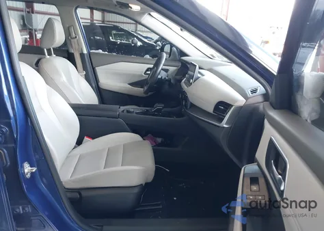 2021 Nissan Rogue Sv Intelligent Awd z USA, uszkodzony, nr VIN JN8AT3BB1MW226504